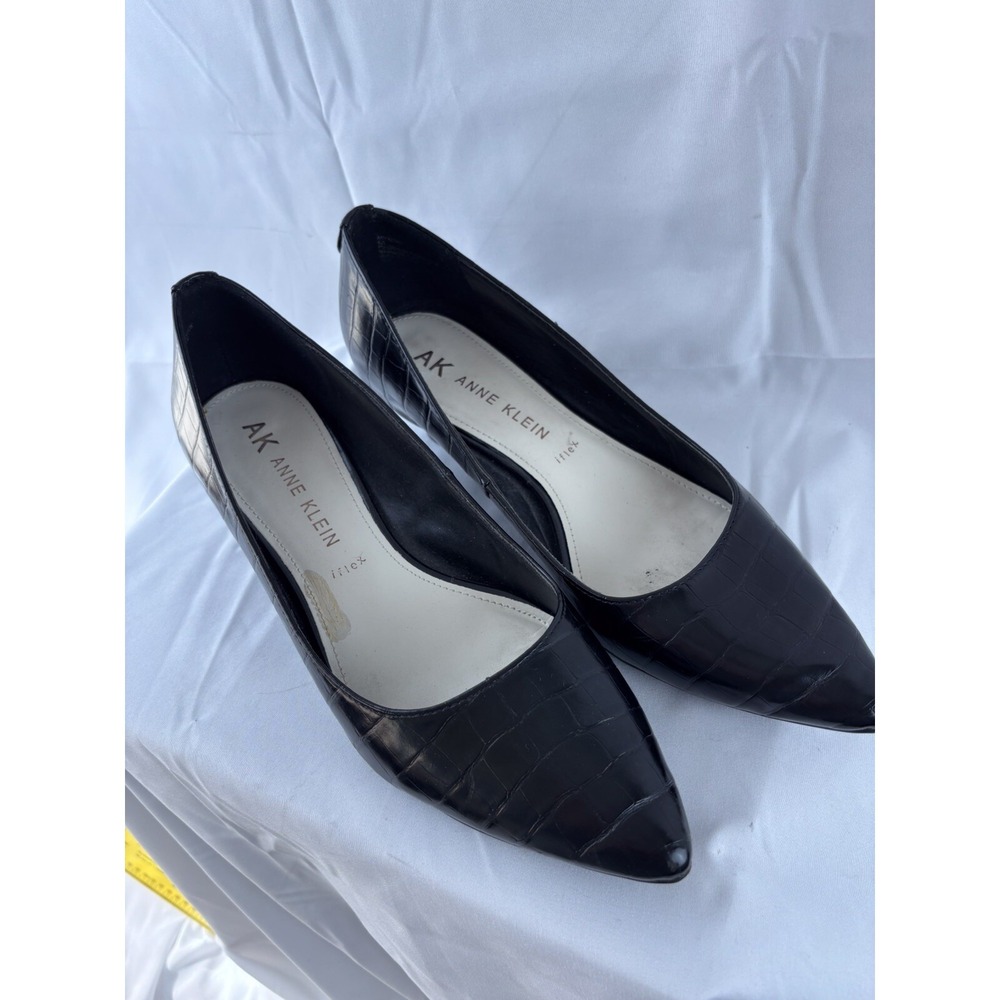 Xeni Black Crocodile Print Leather Anne Klein Pumps